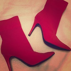 ❤️RED HOT POINTY TOE SOCK BOOTS❤️ SIZE 7.5